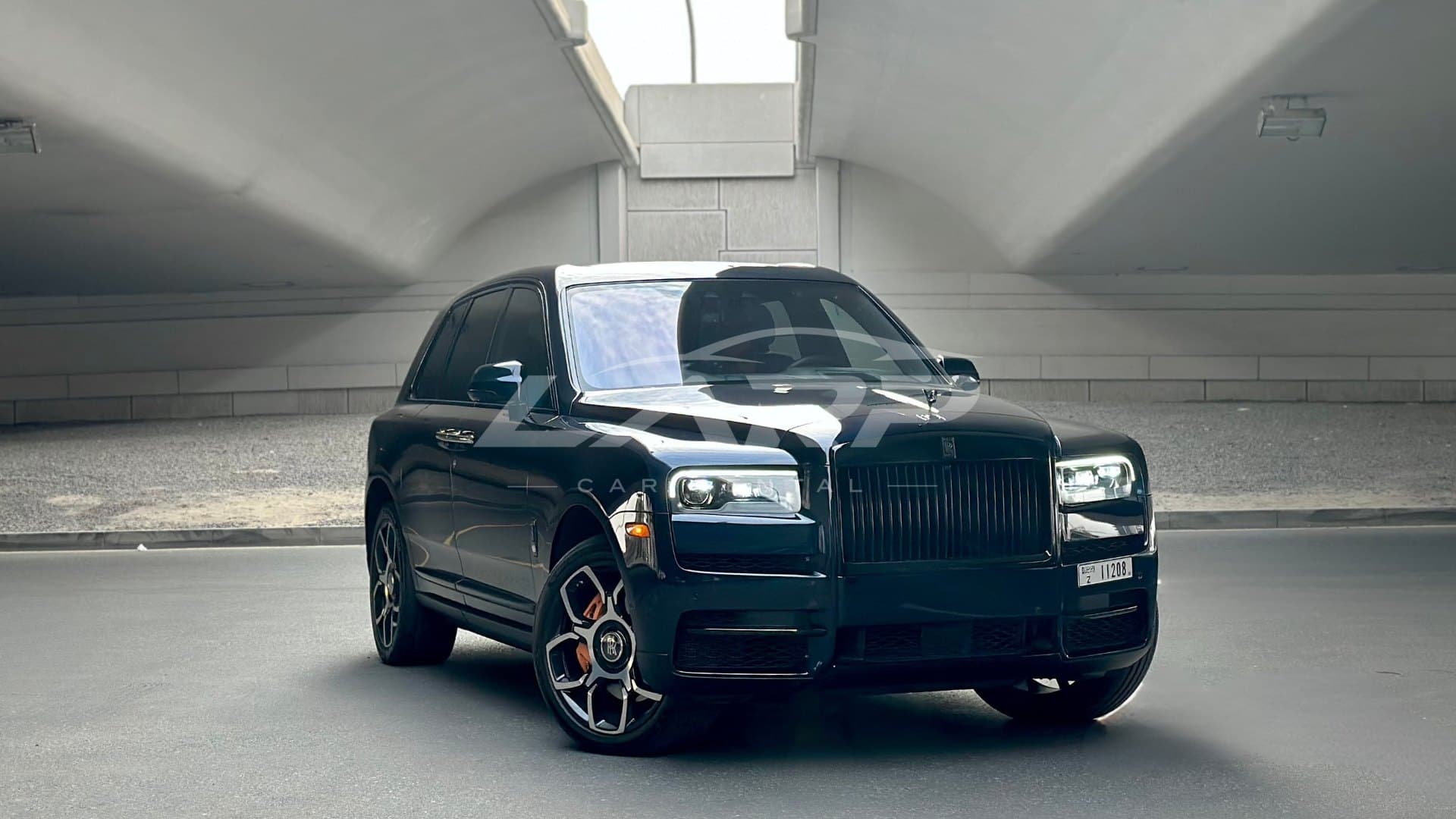 Rolls-Royce Cullinan 2022 in Midnight Sapphire — Dubai